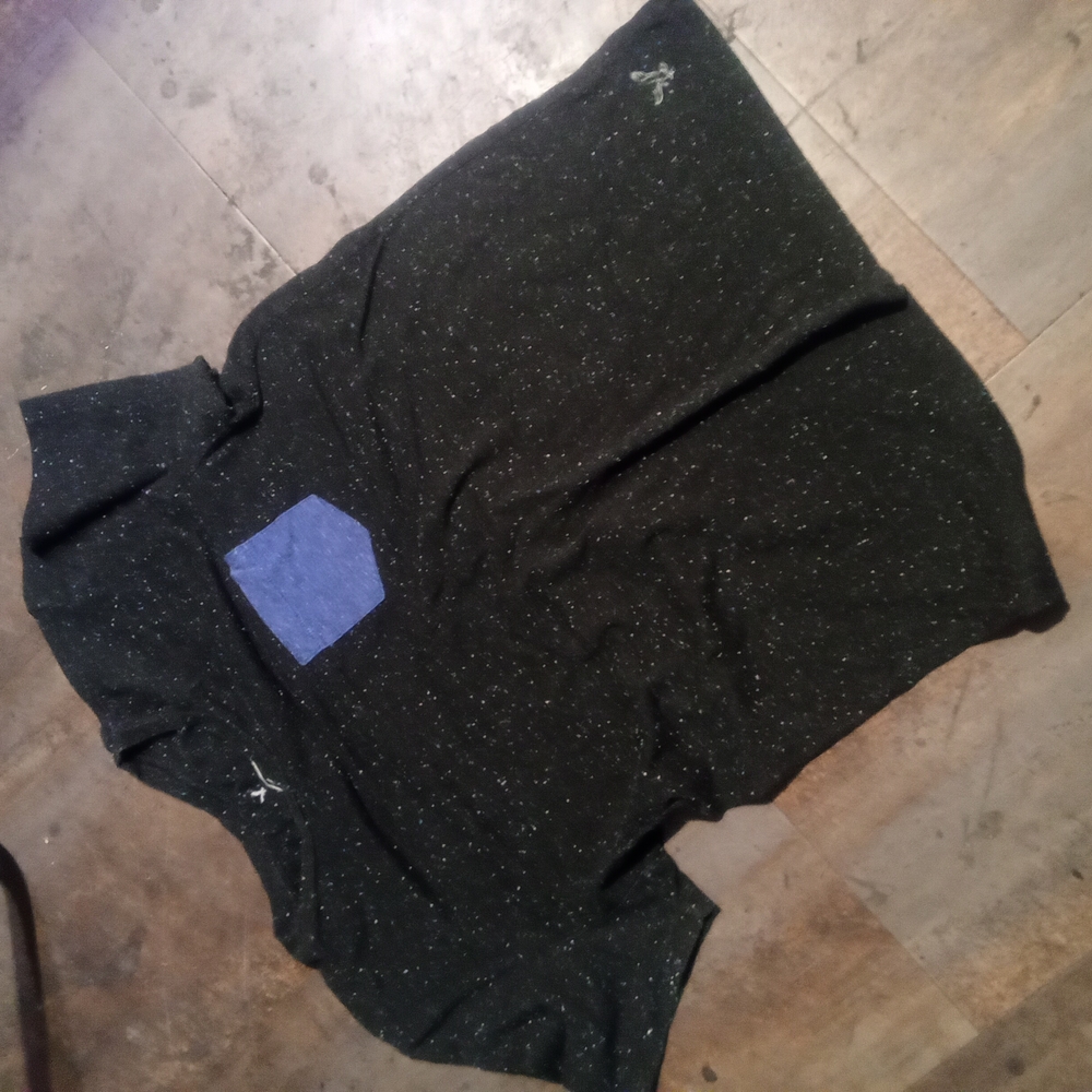 American Eagle Outfitters Black Speckled Tee Like New And Clean